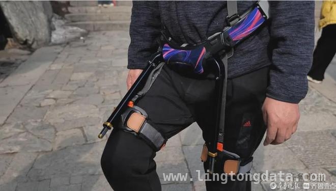 爬楼“神器”15 秒售罄，外骨骼机器人市场火爆来袭！ 外骨骼助行器成“香饽饽”，爬山走路省力神器来了！