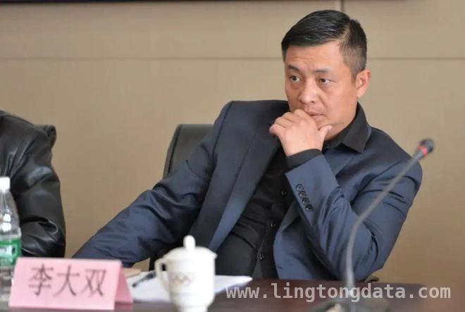 体操冠军李大双晚年生子，前妻李琳感情路坎坷令人心疼 从恩爱丁克到另娶生子，李大双与李琳的感情故事令人唏嘘