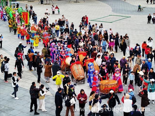 从“广西三月三”看传统与现代的完美融合