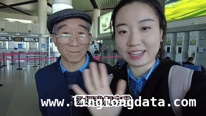 深圳地铁10号线，圆76岁“山西姥爷”书法梦 “山西姥爷”赴深圆梦，深圳温度暖人心扉