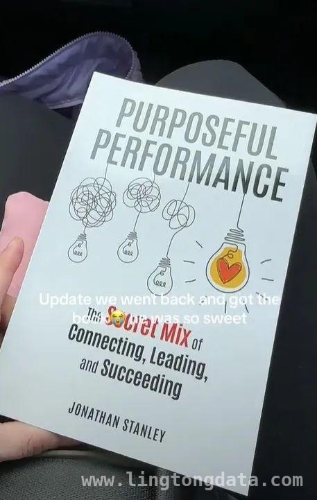 社媒助力，作家签售尴尬变畅销奇迹！，从无人问津到畅销榜，这本书的逆袭故事暖哭了！