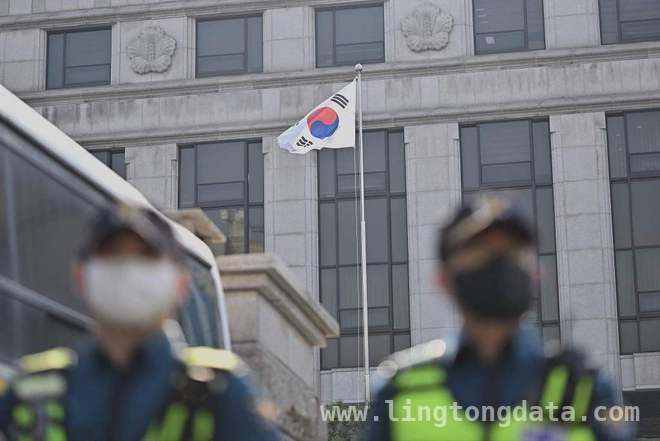 从尹锡悦戒严到弹劾，韩国社会分裂能否弥合？