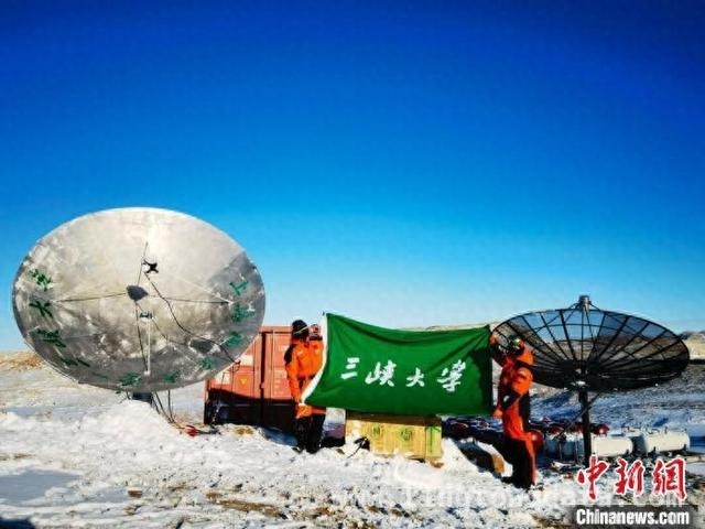 “三峡南极眼”成功部署，为中国极地科研再添利器，“三峡南极眼”闪耀南极，中国射电天文观测取得新突破