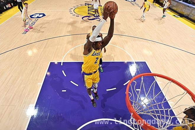 NBA焦点战：勇士4连胜，范德比尔特在湖人前景堪忧