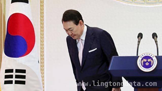 韩国总统更迭不断，法治根基与国际形象受挑战，尹锡悦弹劾余波：内乱审判与大选格局的多重影响