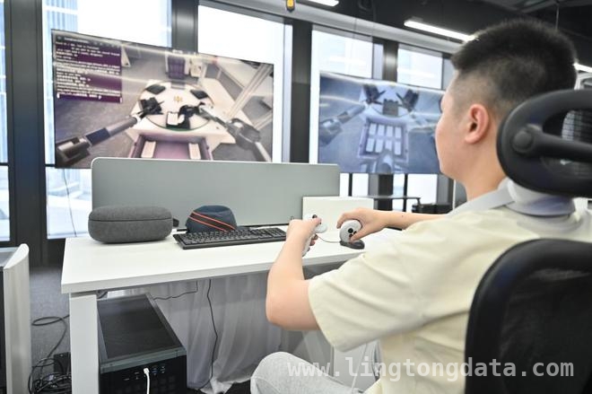 全尺寸通用人形机器人“青龙”：训练基地里的“高光”与成长