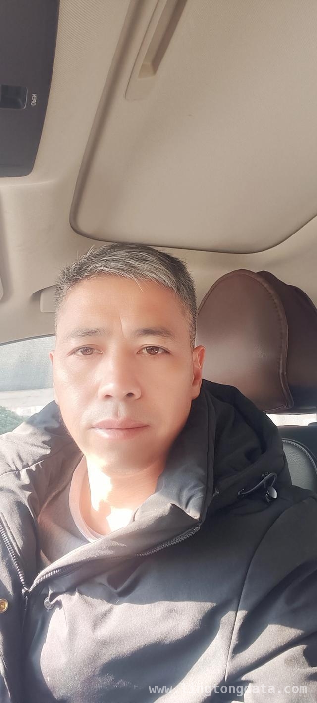 曾经千万产值老板，如今工地谋生，人情冷暖尽显！ 千万产值木工老板的兴衰：从众星捧月到无人问津