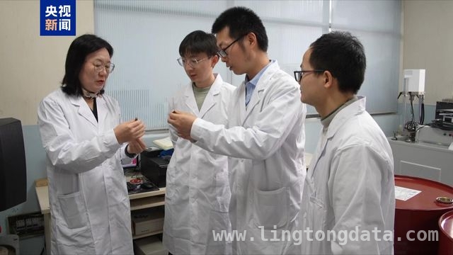 金属稳定性难题破解！我国科学家的全新结构设计惊艳全球，中国科研突破：让金属材料“遇强更强”，工业应用前景无限！