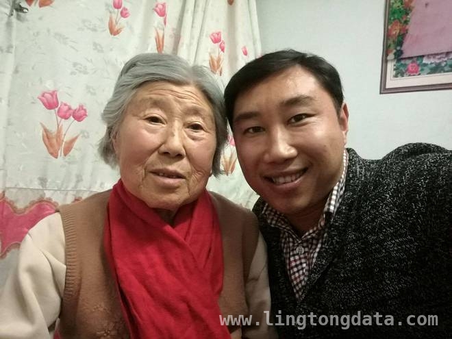 主播读经典，共品对姥姥的深切怀念 主播夜读，深情演绎对姥姥的思念