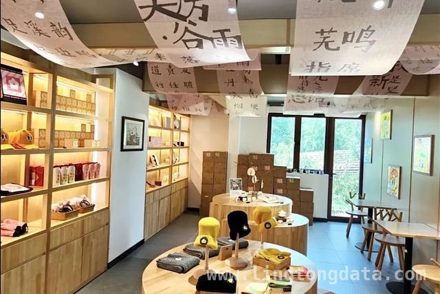 春日邂逅：探秘吴房村的绝美之旅