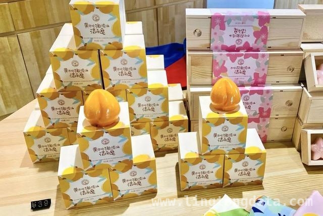 春日邂逅：探秘吴房村的绝美之旅