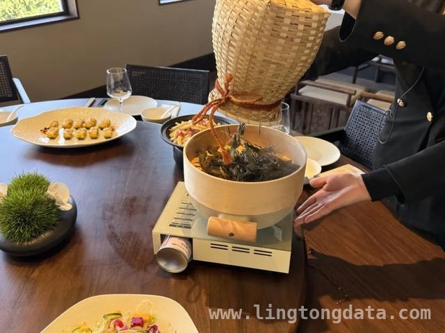 春日邂逅：探秘吴房村的绝美之旅